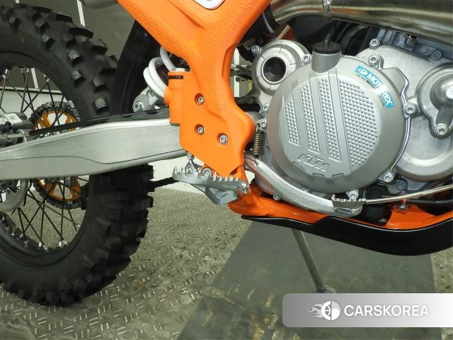 Проданный KTM 250EXC SIXDAYS TPI 2022 из Японии