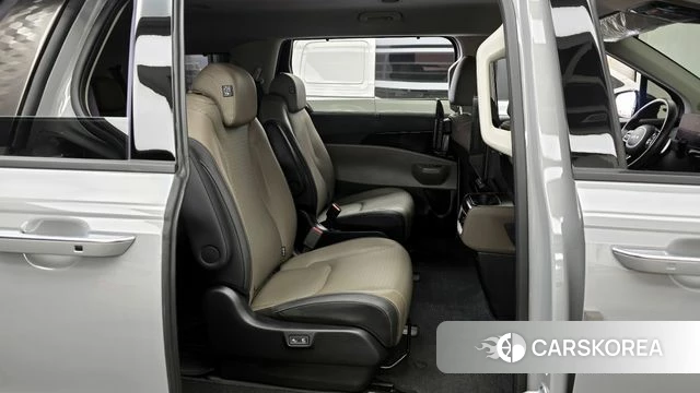 Kia The New Carnival 4th Generation 2024 Серебряный из Кореи, фото 3