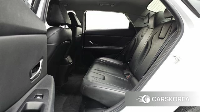 Hyundai Avante Hybrid (CN7) 2021 Белый из Кореи, фото 3