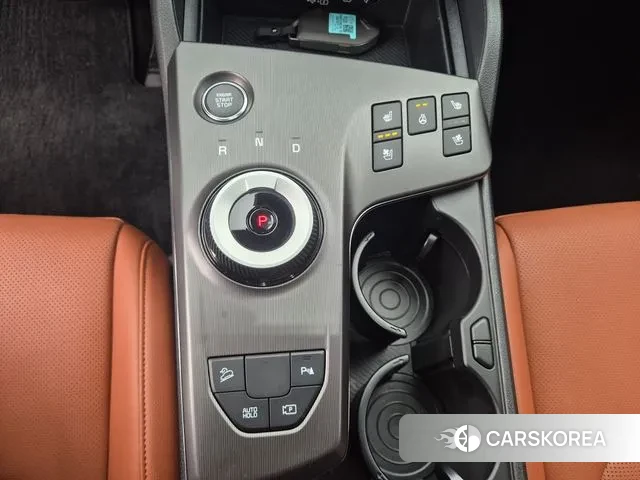 Kia The New Sportage 5th Generation Hybrid 2025 Белый из Кореи, фото 3