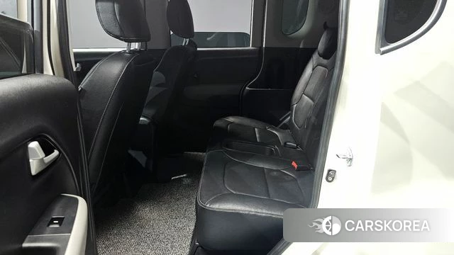 Kia The New Kia Ray EV 2024 Жемчужный цвет из Кореи, фото 3