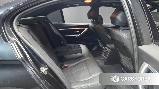 BMW 3 Series (F30) 2018 Черный из Кореи, фото 3