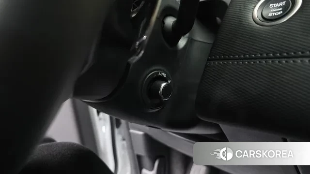 Land Rover Discovery Sports 2nd Generation 2025 Белый из Кореи, фото 3