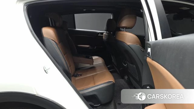 Kia Sportage The Bold 2021 Белый из Кореи, фото 3