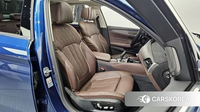 BMW 5 Series (G30) 2020 Синий из Кореи, фото 3