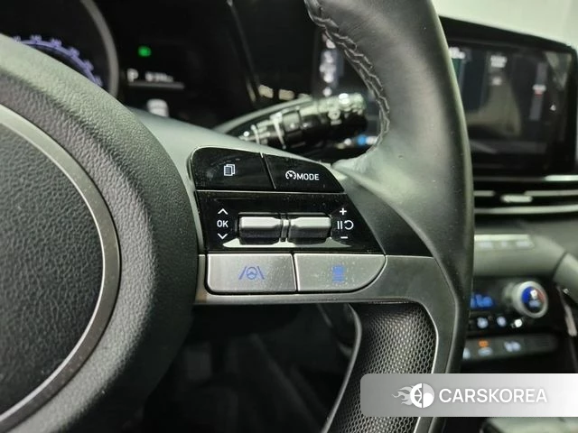Hyundai Avante Hybrid (CN7) 2022 Белый из Кореи, фото 3