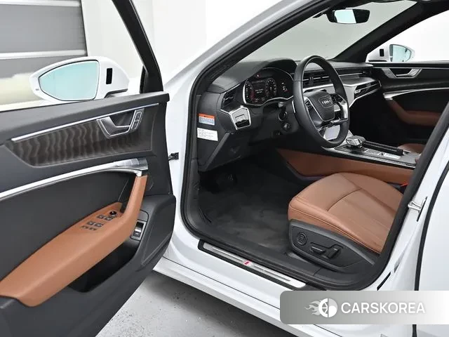 Audi A6 (C8) id 2910108 из Кореи 3