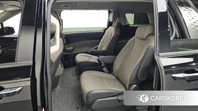 Kia The New Carnival 4th Generation 2023 Черный из Кореи, фото 3