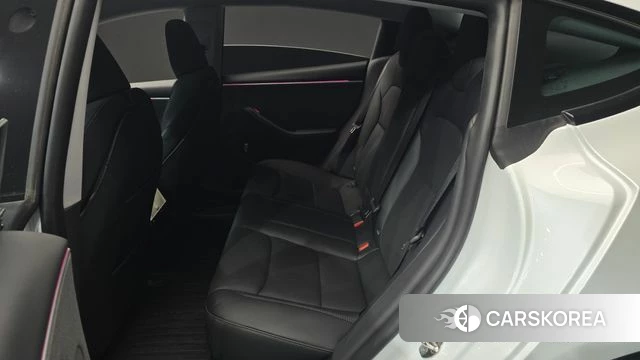 Tesla Model 3 2024 Белый из Кореи, фото 3
