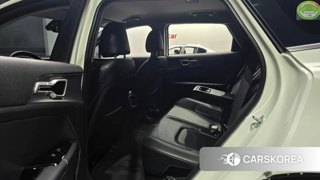 Kia Sportage 5th Generation Hybrid 2022 Белый из Кореи, фото 3