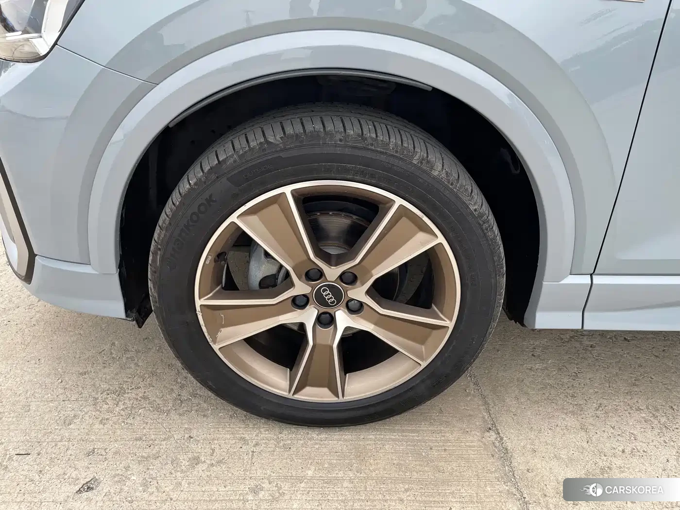 Audi Q2L 2023 Silver/gray из Китая, фото 3
