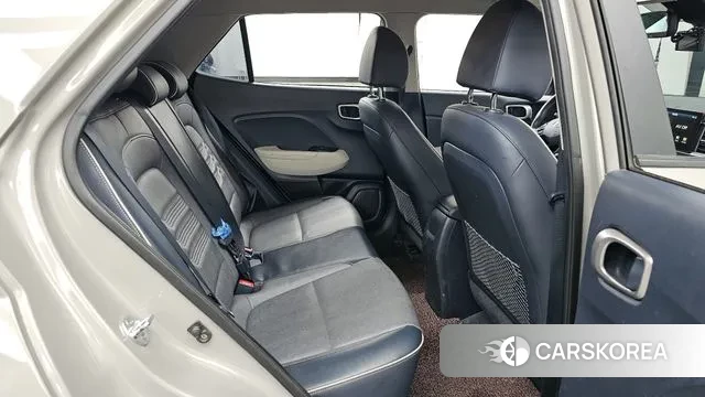 Hyundai Venue 2019 Песочный из Кореи, фото 3