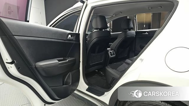 Kia Sportage 4th Generation 2018 Белый из Кореи, фото 3