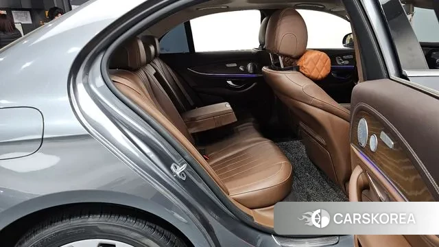 Mercedes-Benz E-Class W213 2019 Серый из Кореи, фото 3