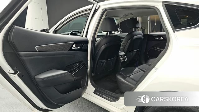 Kia K7 Premier Hybrid 2021 Белый из Кореи, фото 3