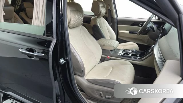 Kia Carnival 4th generation 2021 Черный из Кореи, фото 3