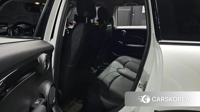 Mini Cooper 2023 Белый из Кореи, фото 3