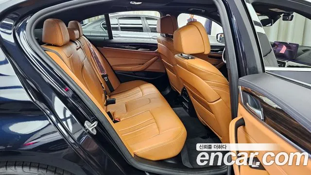 BMW 5 Series (G30) id 2682708 из Кореи 3