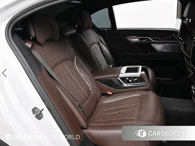 BMW 7 Series (G11) 2019 Белый из Кореи, фото 3