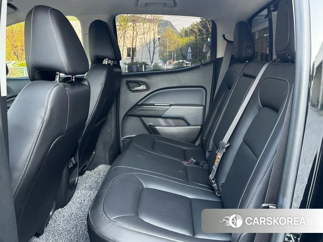Chevrolet (GM Daewoo) Real New Colorado 2022 Черный из Кореи, фото 3