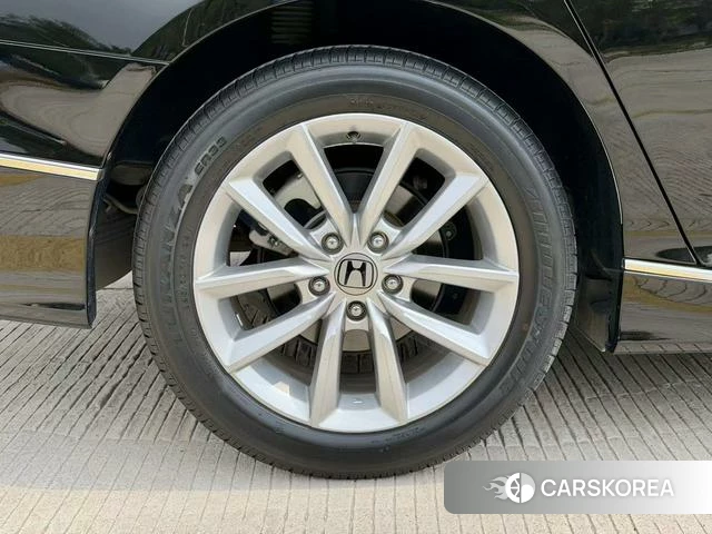 Honda Accord 2023 Черный из Китая, фото 3