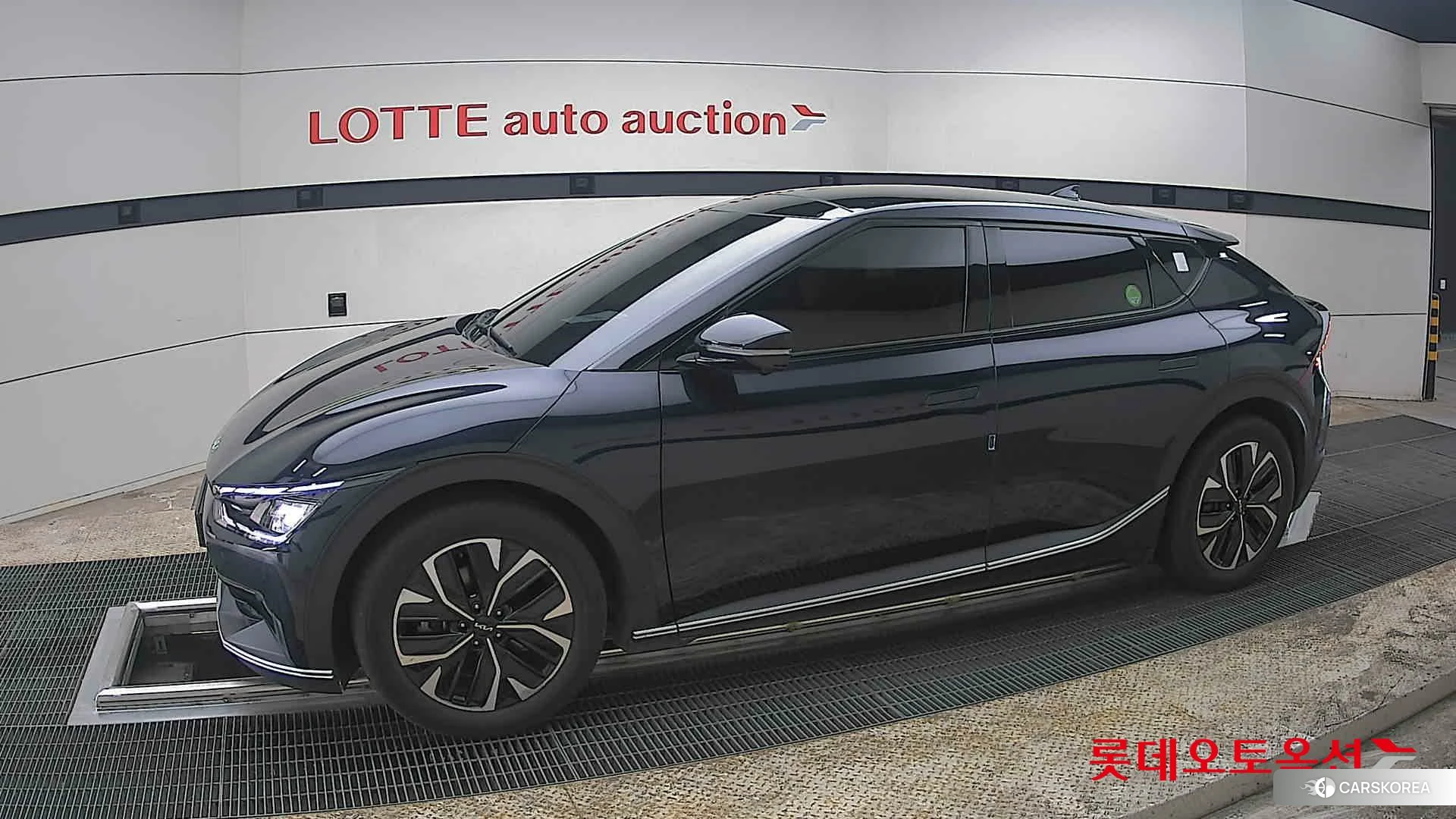 Kia EV6 2022 Gravity Blue из Кореи, фото 3