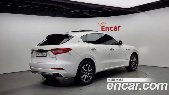 Maserati Levante 2018 Белый из Кореи, фото 3