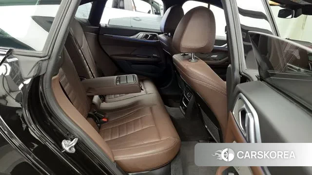 BMW i4 2023 Черный из Кореи, фото 3