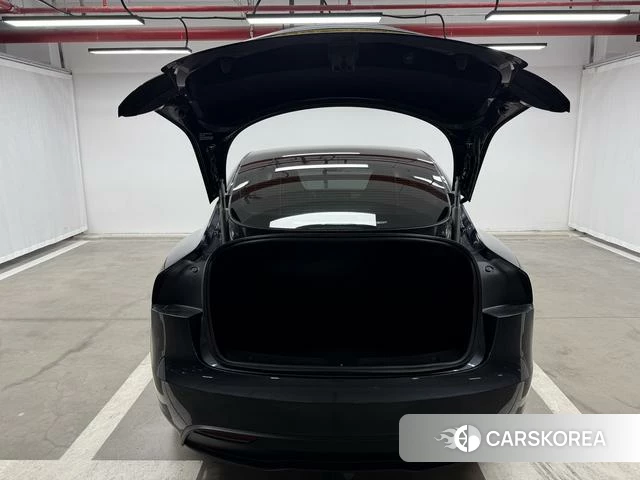 Tesla Model 3 2025 Темно-серый из Китая, фото 3