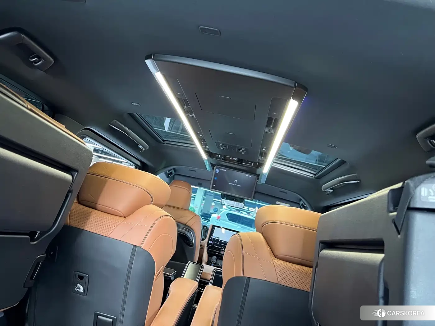 Toyota Vellfire 2024 Белый из Китая, фото 3