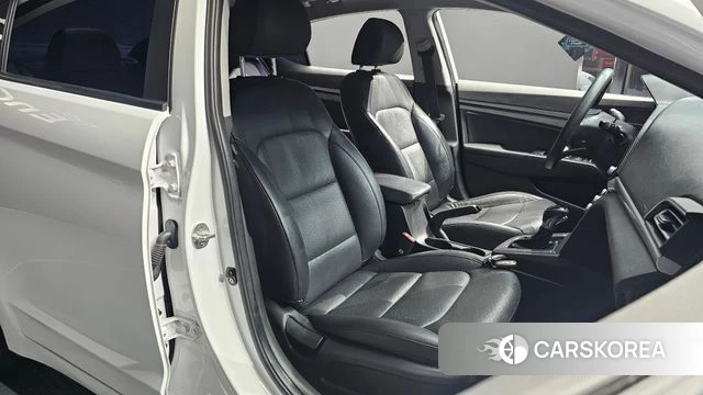 Hyundai The New Avante AD 2019 Белый из Кореи, фото 3