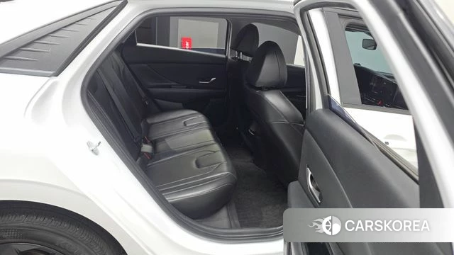 Hyundai Avante (CN7) 2023 Белый из Кореи, фото 3