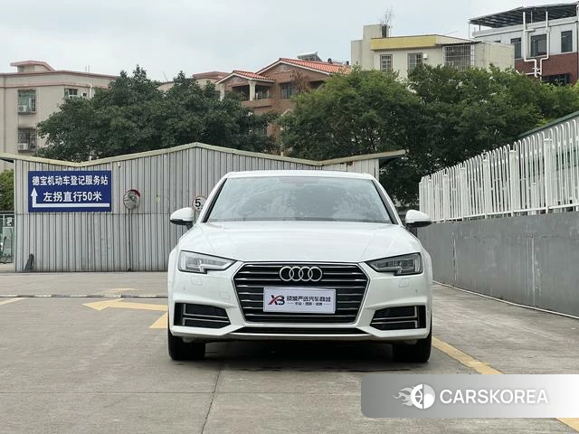 Audi A4L 2019 Белый из Китая, фото 3