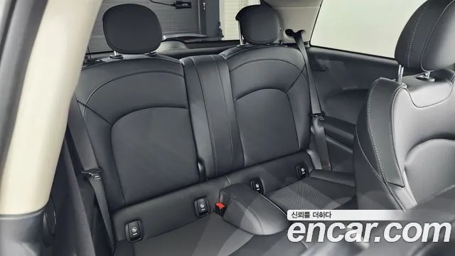 Mini Cooper 2023 Серебряный из Кореи, фото 3