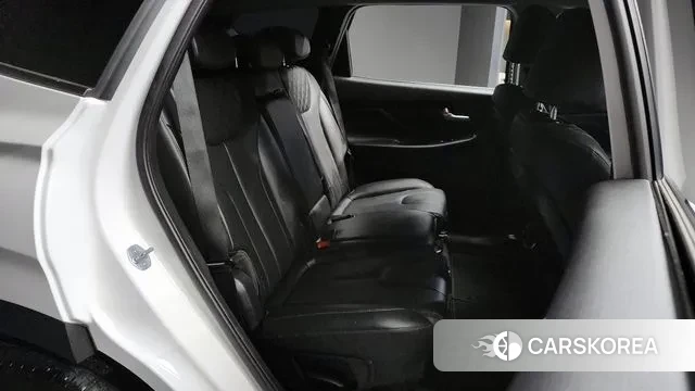 Hyundai The New Santa Fe 2023 Белый из Кореи, фото 3