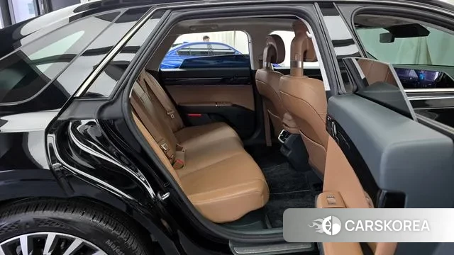 Hyundai Grandeur Hybrid (GN7) 2023 Черный из Кореи, фото 3