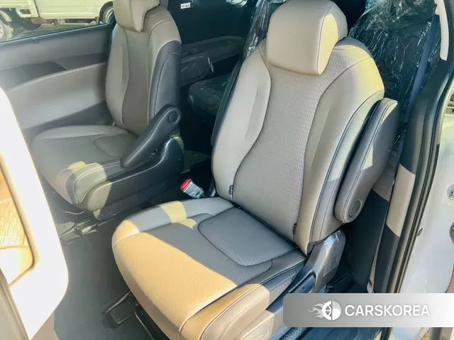 Kia The New Carnival 4th Generation 2025 Белый из Кореи, фото 3