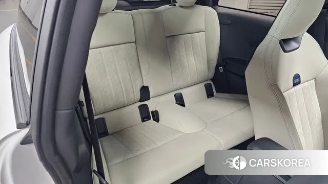 Mini Cooper S 4th Generation 2024 Белый из Кореи, фото 3