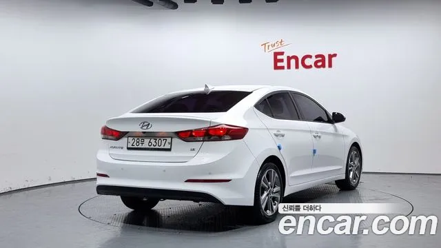 Hyundai Avante AD id 2694781 из Кореи 3