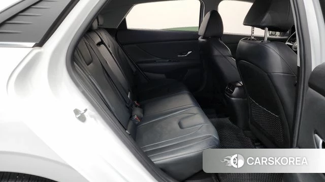 Hyundai Avante Hybrid (CN7) 2021 Белый из Кореи, фото 3