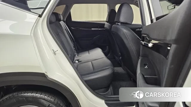 Kia Seltos 2022 Белый из Кореи, фото 3