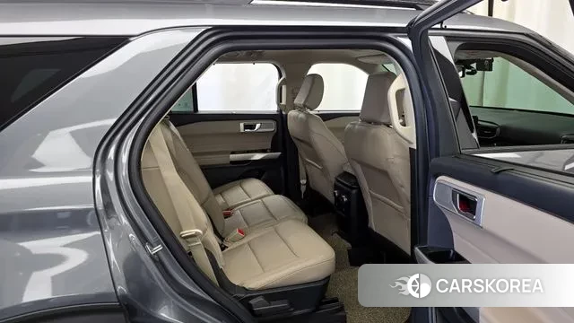 Ford Explorer 6th Generation 2021 Серый из Кореи, фото 3