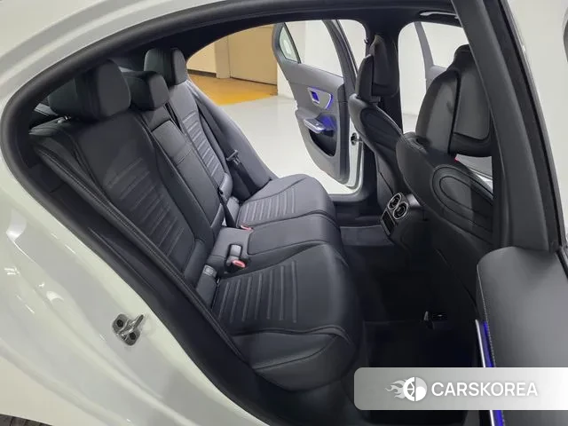 Mercedes-Benz C-Class W206 2025 Белый из Кореи, фото 3