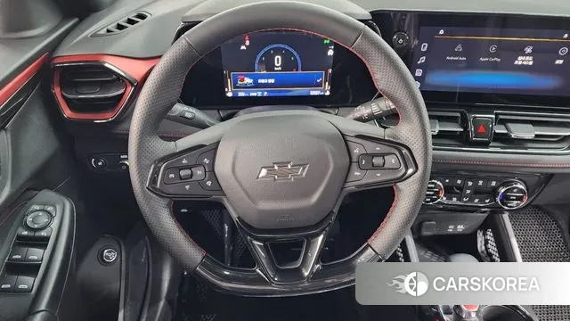 Chevrolet (GM Daewoo) The New Trail Blazer 2024 Черный из Кореи, фото 3