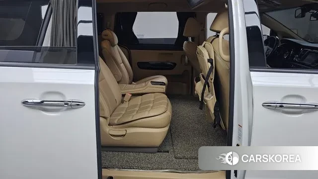 Kia The New Carnival 2018 Белый из Кореи, фото 3