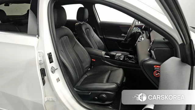 Mercedes-Benz A-Class W177 2021 Белый из Кореи, фото 3