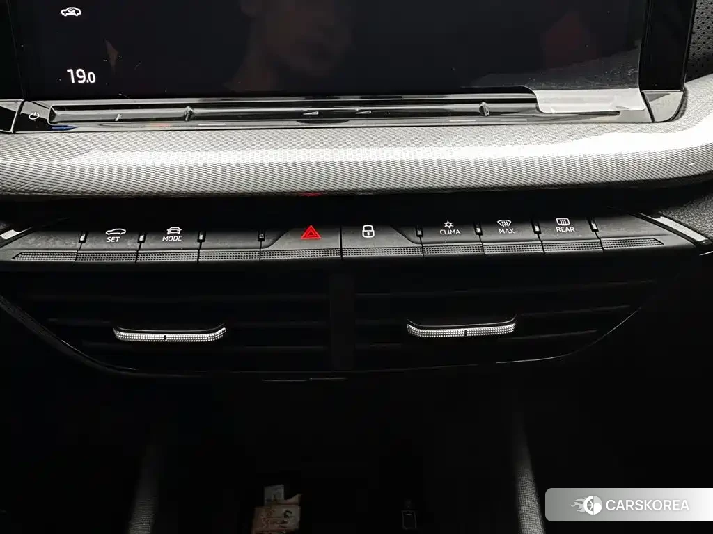Skoda Octavia 2021 Champagne/brown из Китая, фото 3