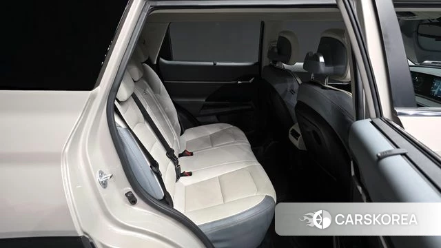 Ssangyong Torres EVX 2024 Серебристо-серый из Кореи, фото 3