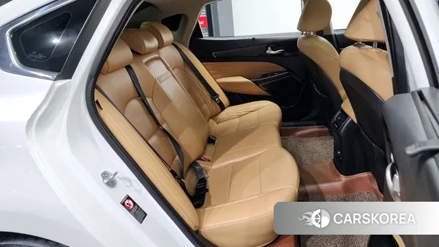 Kia K7 Premier 2019 Белый из Кореи, фото 3