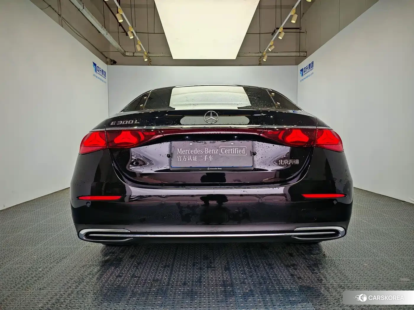 Mercedes-Benz E-Class 2025 Черный из Китая, фото 3